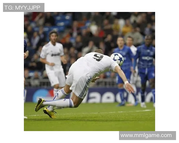 皇马欧冠小组赛:皇马在欧冠小组赛中的强势表现