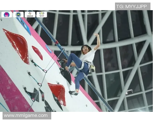 上海攀岩队勇夺最新攀岩耐力TOP10榜首位置引发关注